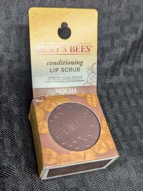 Burt's Bees Mocha Conditioning Lip Scrub.